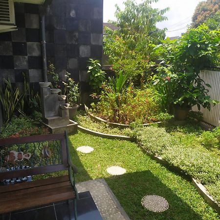 Endah Homestay Syariah Purwokerto Esterno foto